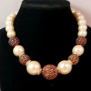 STUNNING VINTAGE ESTATE SIGNED VCLM CHUNKY FAUX PEARL & CRYSTALS 19" NECKLACE